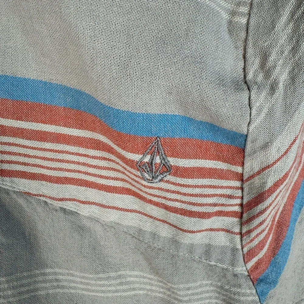 Volcom Vorzy SS Slim Fit Striped Button Down Shirt Mens Large Grey Blue Red - Picture 4 of 9
